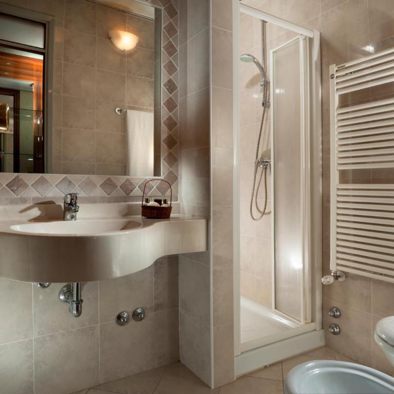 Waldorf Suite Hotel - Suite con vistas al mar - 4