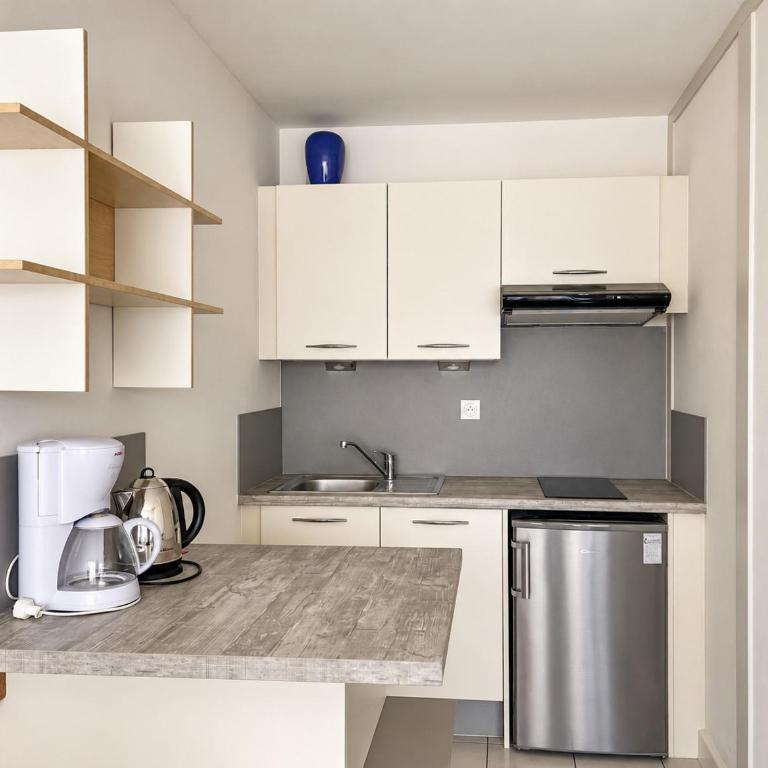 Joli appartement avec vue imprenable sur la baie des Sables - 4 pers - Estudio - 4