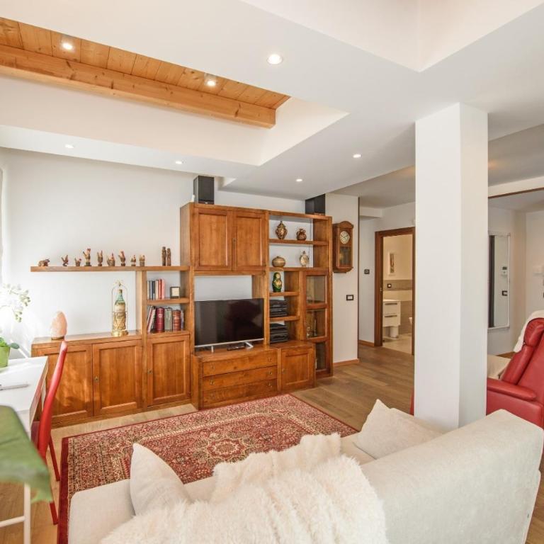 Attico Bella Vista con parcheggio in centro - Appartamento con 2 Camere da Letto - 5