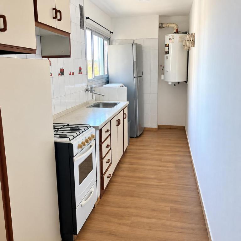 Depto MDQ con Cochera 4 amb - Three-Bedroom Apartment - 7