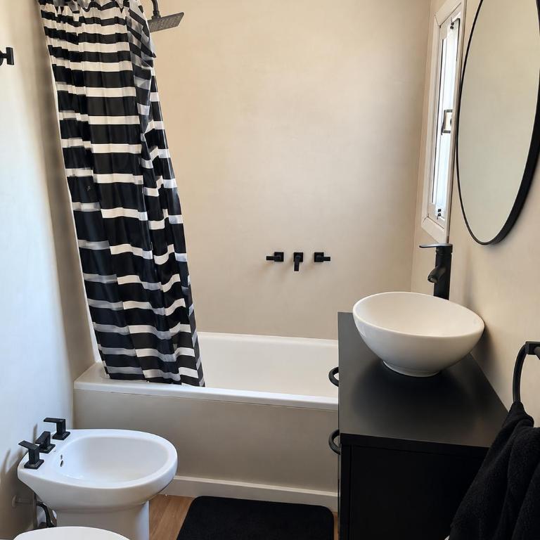Depto MDQ con Cochera 4 amb - Three-Bedroom Apartment - 8