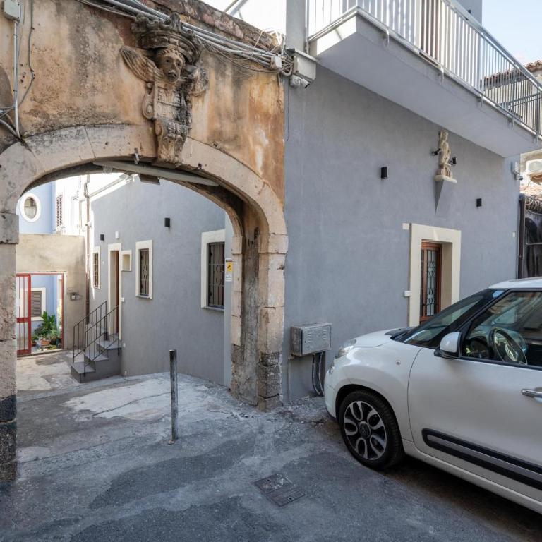 GuestHost - CentroCatania - Two-Level Apartment - Two-Bedroom Apartment - 24