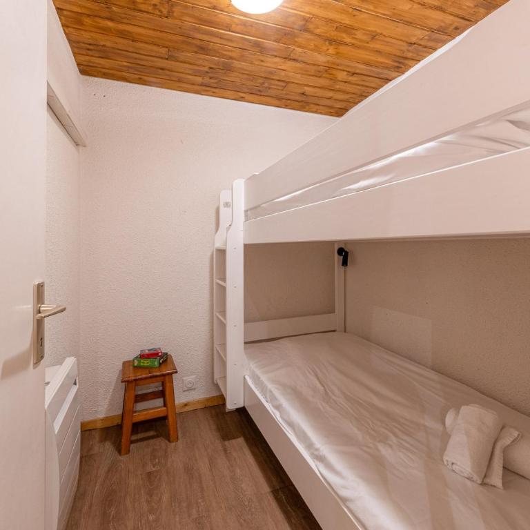 Appartement 2 pièces avec balcon exposé sud, au cœur de Val-d'Isère et proche des pistes - Appartement 2 Chambres - 13