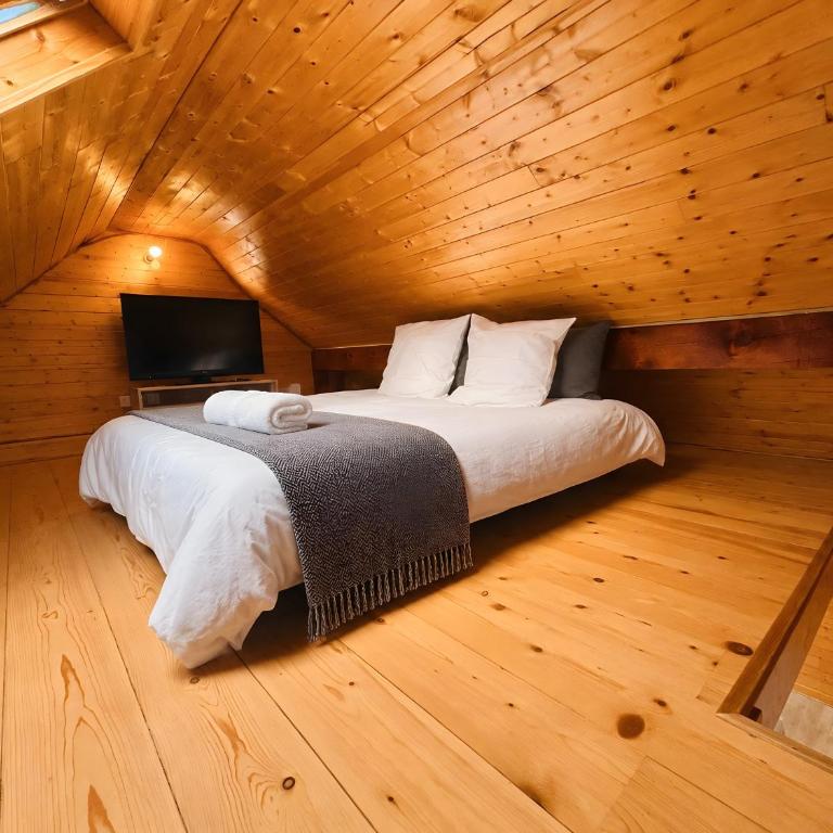 Chez Fred 201 - Clim Parking Wifi - Appartement 2 Chambres avec Vue sur la Montagne - 16