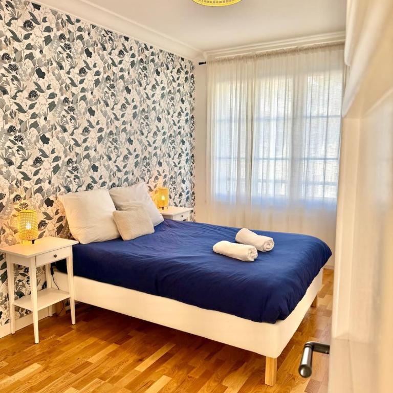 "L'Impressionniste" Spacious 2-Bedroom Apartment Orléans City Center - Apartment - 3
