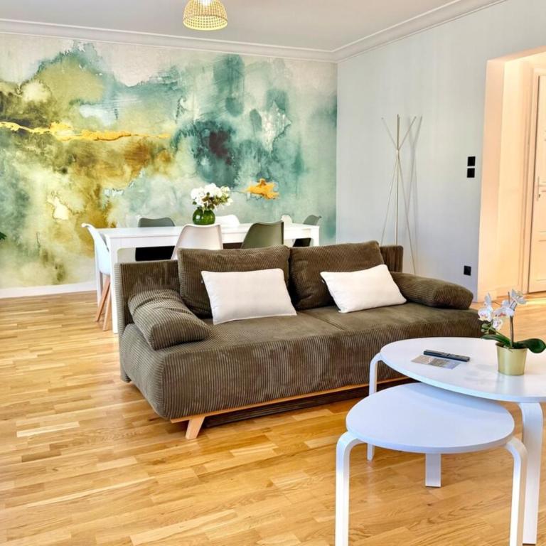 "L'Impressionniste" Spacious 2-Bedroom Apartment Orléans City Center - Apartment - 15