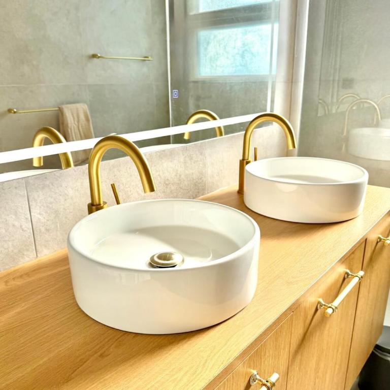 "L'Impressionniste" Spacious 2-Bedroom Apartment Orléans City Center - Apartment - 25