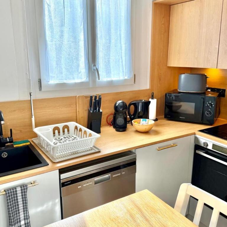 "L'Impressionniste" Spacious 2-Bedroom Apartment Orléans City Center - Apartment - 31