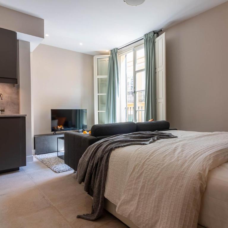 GRUND SUITES GALLERY by FreshApartments - Superior Studio - 6