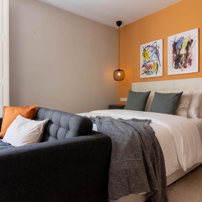 GRUND SUITES GALLERY by FreshApartments - Superior Studio - 9