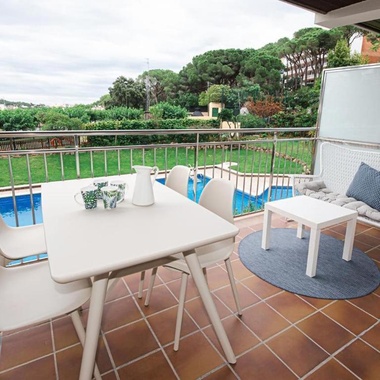 Apartamento reformado a 300m de la playa - Apartamento con vistas a la piscina - 12