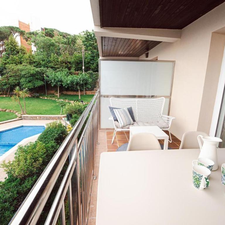 Apartamento reformado a 300m de la playa - Apartamento con vistas a la piscina - 14