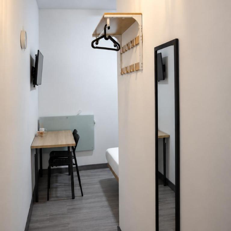 Aliaga Rooms - Deluxe Zimmer - 3