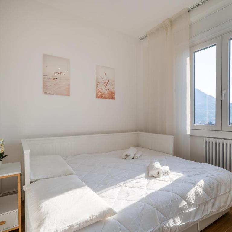 Lake Como 5' - Mountain View - 10' Station - Wifi, AC - Appartamento con 2 Camere da Letto e con Vista - 6