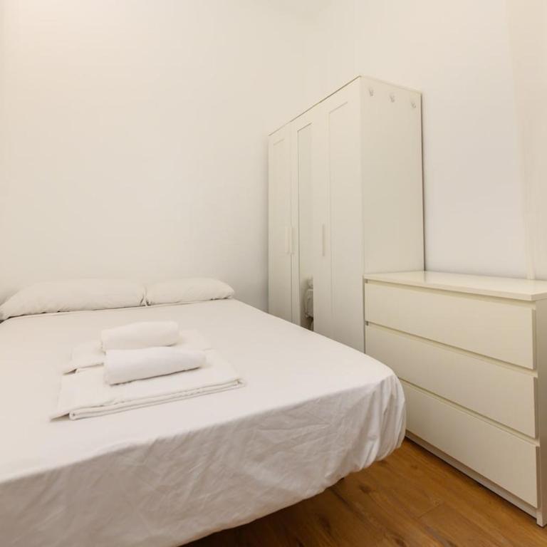 María de Guzmán, Cuatro Caminos metro en Chamberí - Appartement 2 Chambres - 16