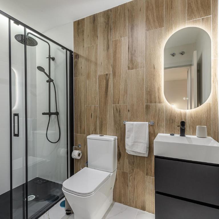 Queen's Plaza España Boutique - Alojamiento Corta Estancia - Doppelzimmer mit eigenem Bad - 4
