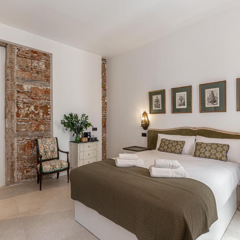 Queen's House Chueca Madrid - Chambre Double avec Salle de Bains Privative - 5