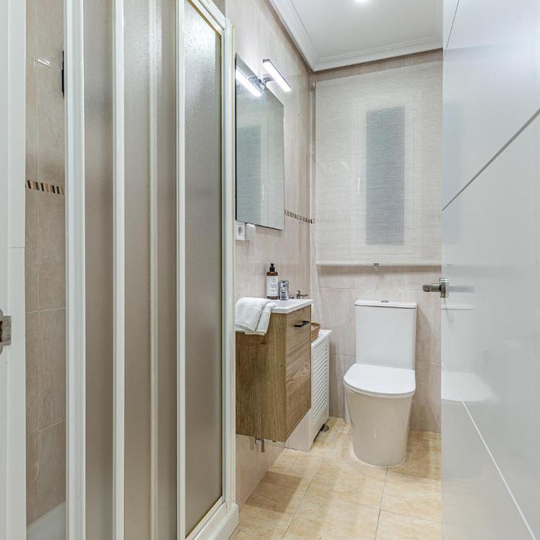 Queen's Manzanares I - Alojamiento Corta Estancia - One-Bedroom Apartment - 27