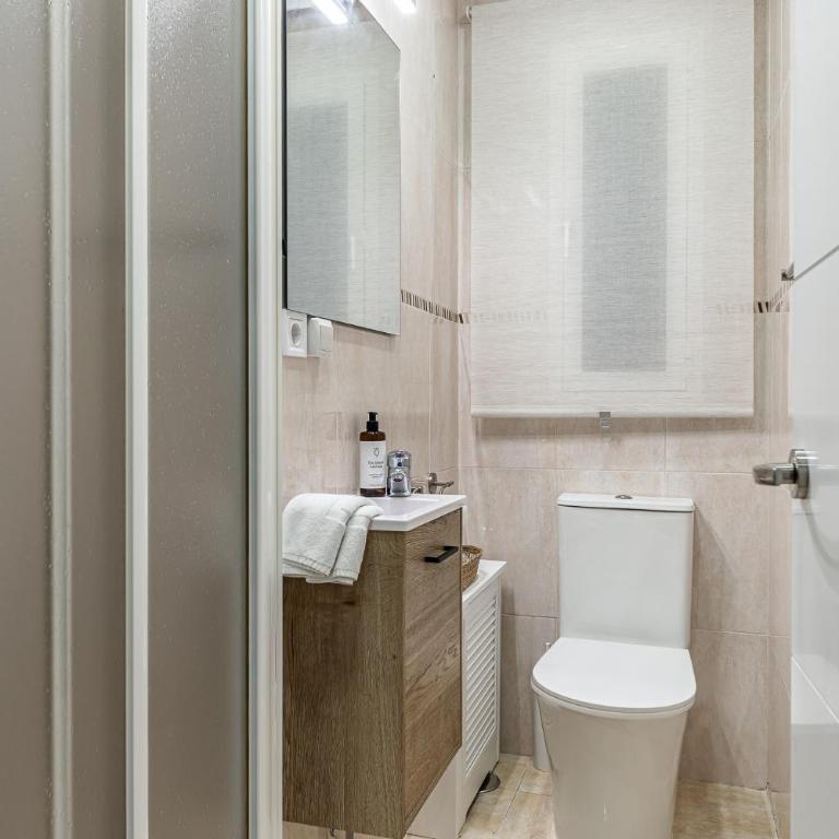 Queen's Manzanares I - Alojamiento Corta Estancia - One-Bedroom Apartment - 28