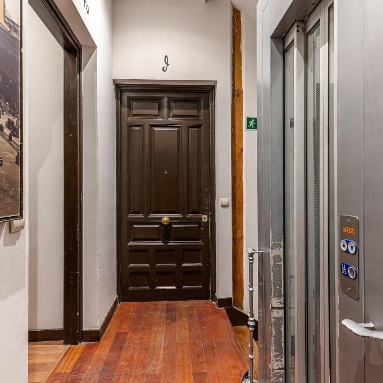 Queen's Las Letras Boutique I - Alojamiento Corta Estancia - Appartamento con 2 Camere da Letto - 4