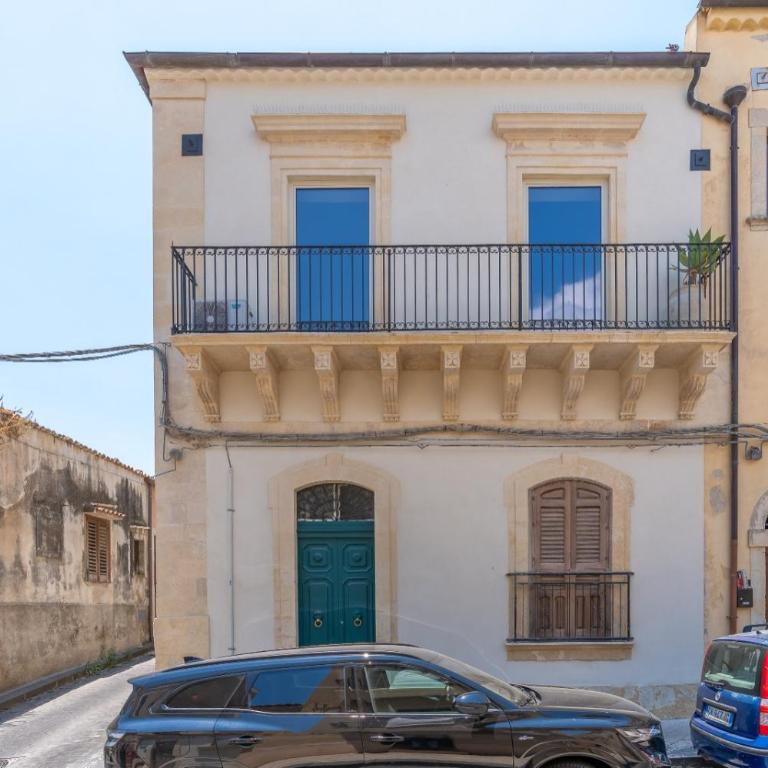 Palazzo Sveva - Appartamento con 3 Camere da Letto - 12