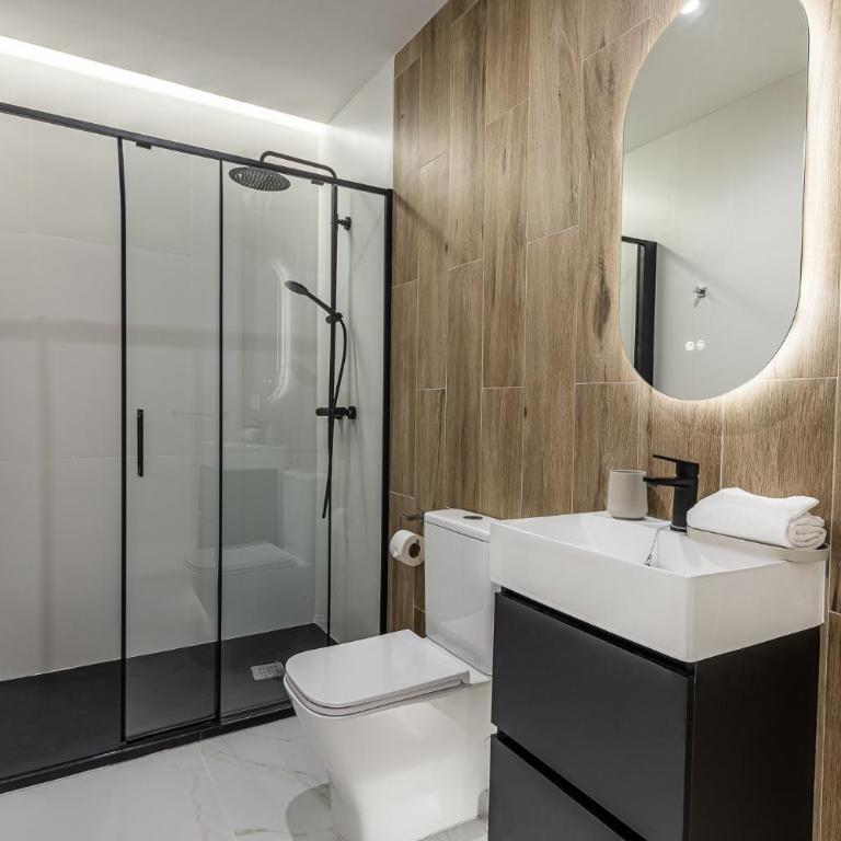 Queen's Plaza España Boutique - Alojamiento Corta Estancia - Doppelzimmer mit eigenem Bad - 4
