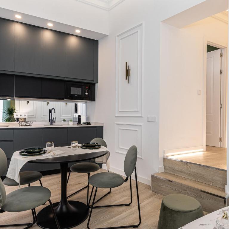 Queen's Chamberí Boutique II - Alojamiento Corta Estancia - Apartment mit 3 Schlafzimmern - 4