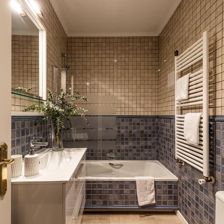 Queens Plaza Mayor II - Alquiler Corta Duración - Apartment mit 3 Schlafzimmern - 50