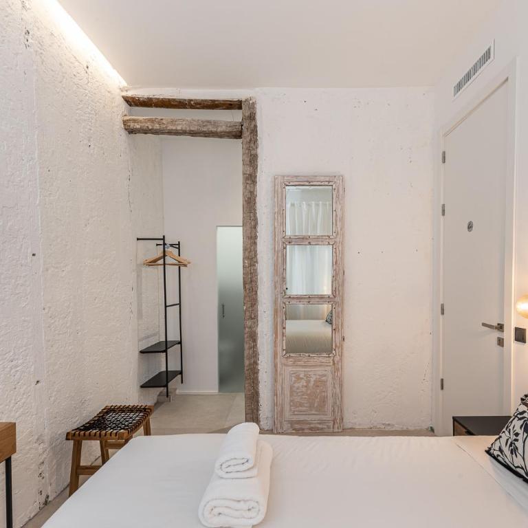 Queen's House Chueca Madrid - Chambre Double avec Salle de Bains Privative - 10