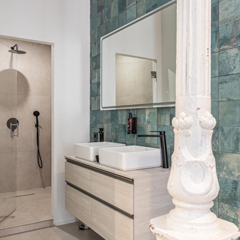 Queen's House Chueca Madrid - Chambre Double avec Salle de Bains Privative - 17