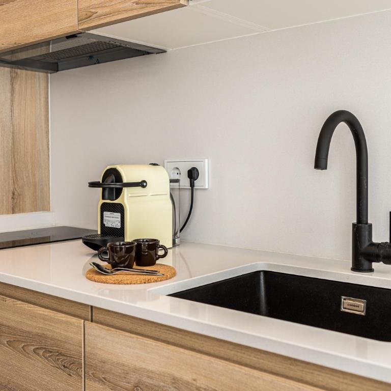Queen's Salamanca Boutique I - Alojamiento corta estancia - Appartement 3 Chambres - 11