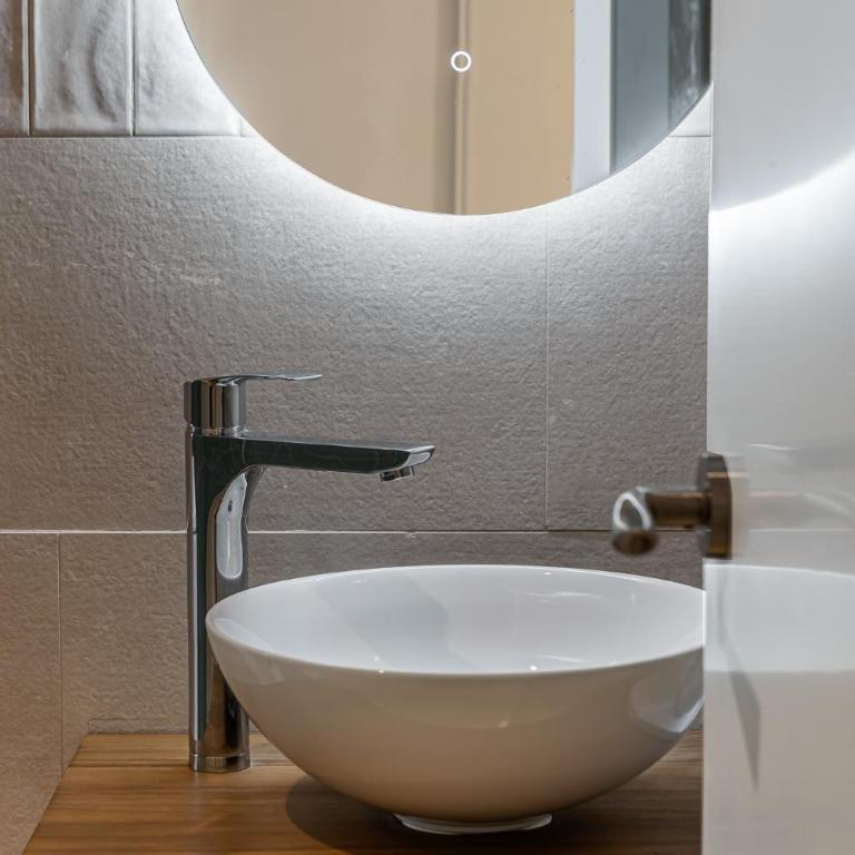 Queen's Bernabéu Madrid - Superior Zimmer mit Queensize-Bett - 11