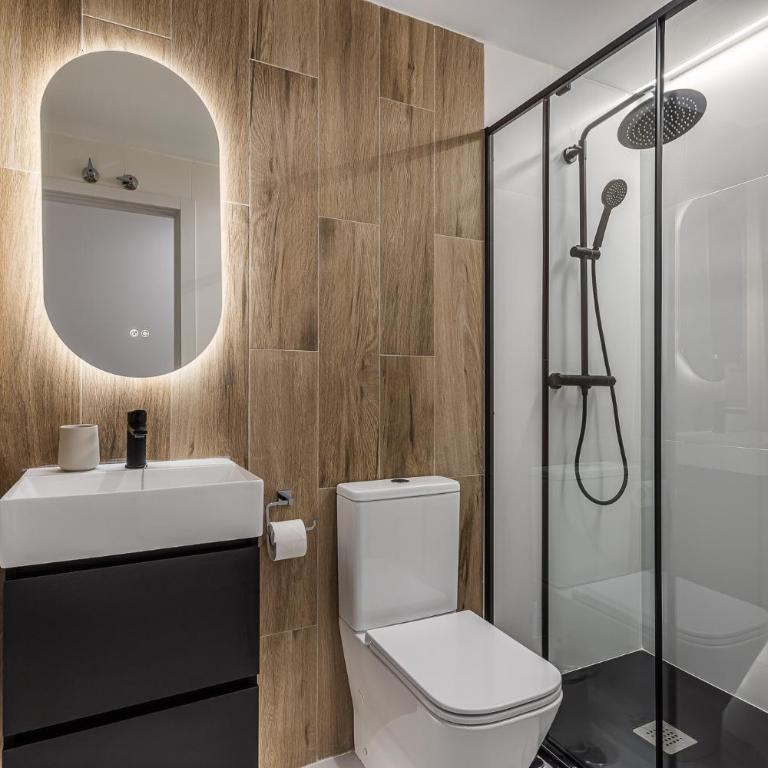 Queen's Plaza España Boutique - Alojamiento Corta Estancia - Doppelzimmer mit eigenem Bad - 4