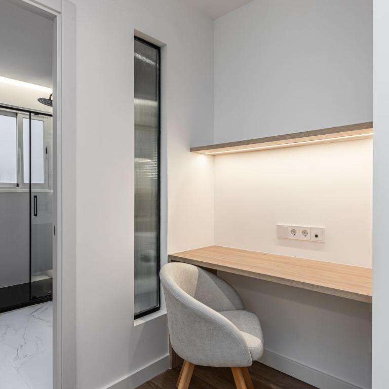 Queen's Plaza España Boutique - Alojamiento Corta Estancia - Doppelzimmer mit eigenem Bad - 5