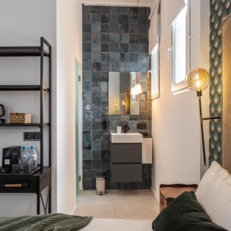 Queen's House Chueca Madrid - Chambre Double avec Salle de Bains Privative - 4