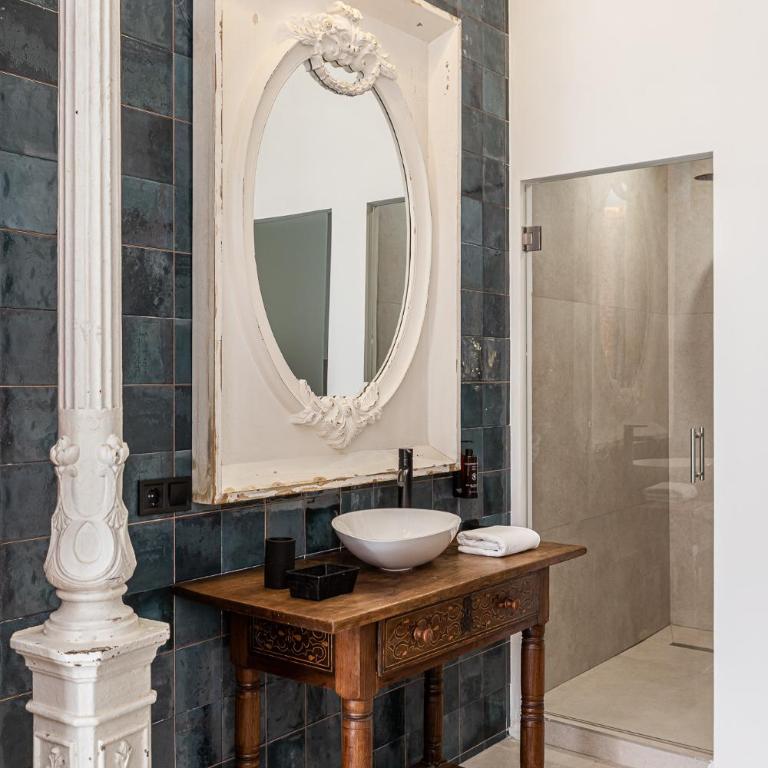 Queen's House Chueca Madrid - Chambre Double avec Salle de Bains Privative - 13