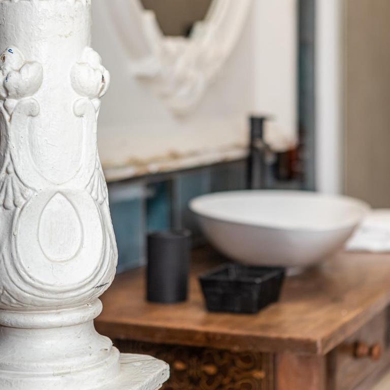 Queen's House Chueca Madrid - Chambre Double avec Salle de Bains Privative - 14