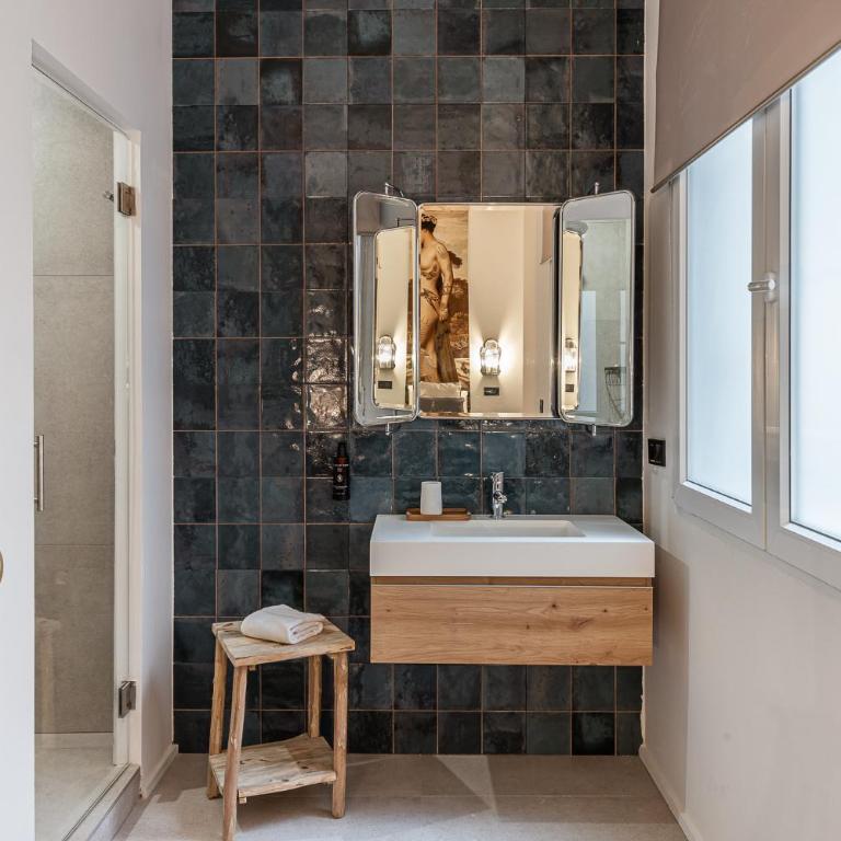 Queen's House Chueca Madrid - Chambre Double avec Salle de Bains Privative - 4