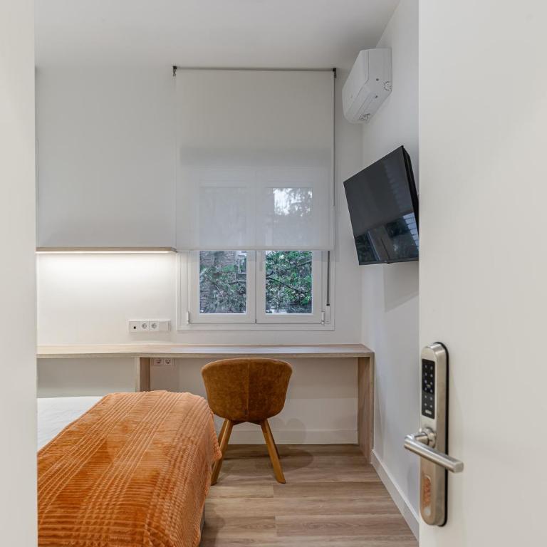 Queen's Bernabéu Madrid - Deluxe Zimmer mit Queensize-Bett - 3