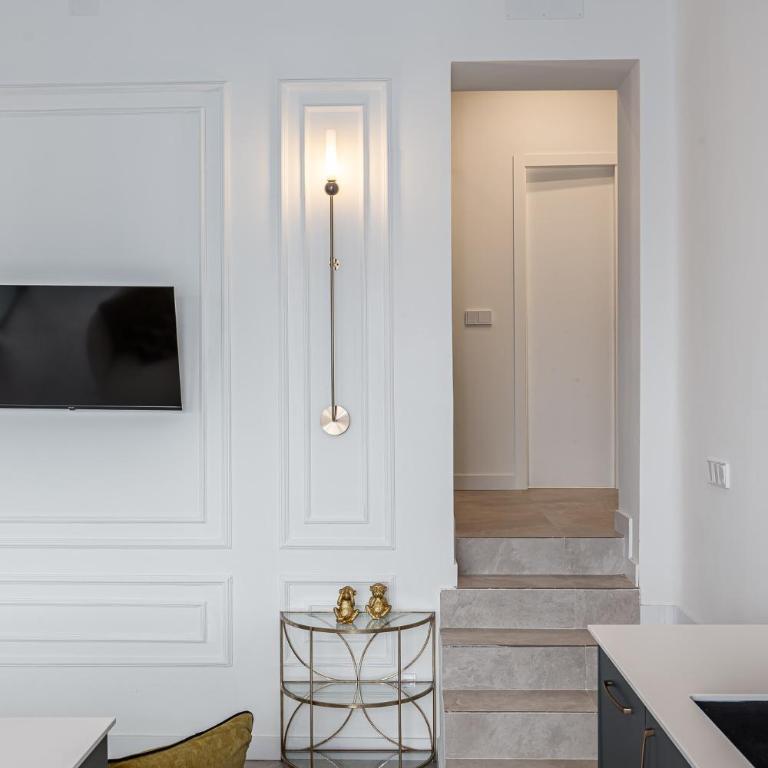 Queens Salamanca II - Alquiler Corta Duración - Apartment mit 3 Schlafzimmern - 1