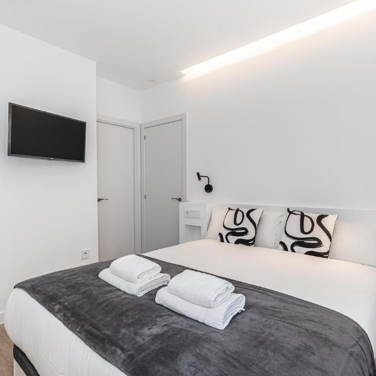 Queen's Plaza España Boutique - Alojamiento Corta Estancia - Doppelzimmer mit eigenem Bad - 3