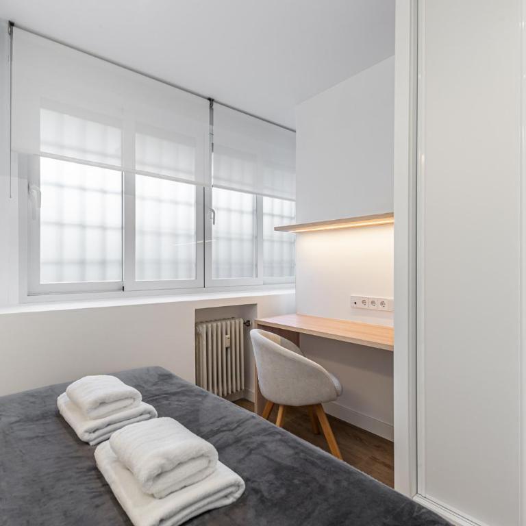 Queen's Plaza España Boutique - Alojamiento Corta Estancia - Doppelzimmer mit eigenem Bad - 4