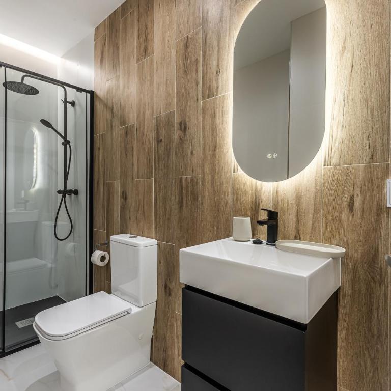 Queen's Plaza España Boutique - Alojamiento Corta Estancia - Doppelzimmer mit eigenem Bad - 5
