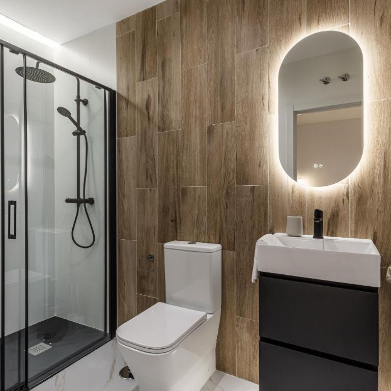Queen's Plaza España Boutique - Alojamiento Corta Estancia - Doppelzimmer mit eigenem Bad - 5