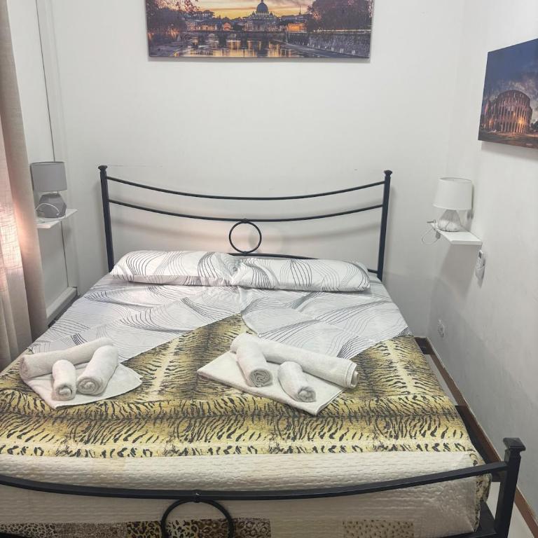 Nic Roma - One-Bedroom Apartment - 7