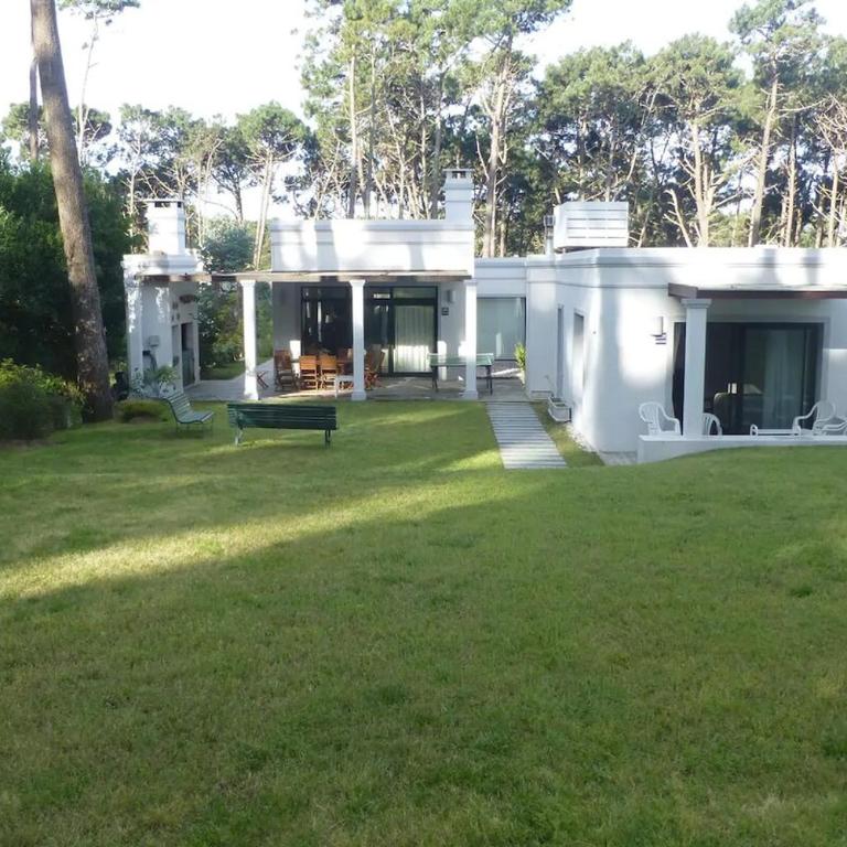 Barrio Cerrado Parada 30 IDEAL PARA 2 FAMILIAS con hijos - Casa de 5 dormitorios - 8