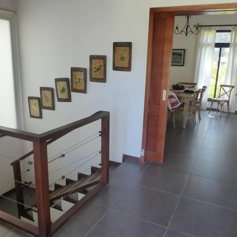 Barrio Cerrado Parada 30 IDEAL PARA 2 FAMILIAS con hijos - Casa de 5 dormitorios - 12