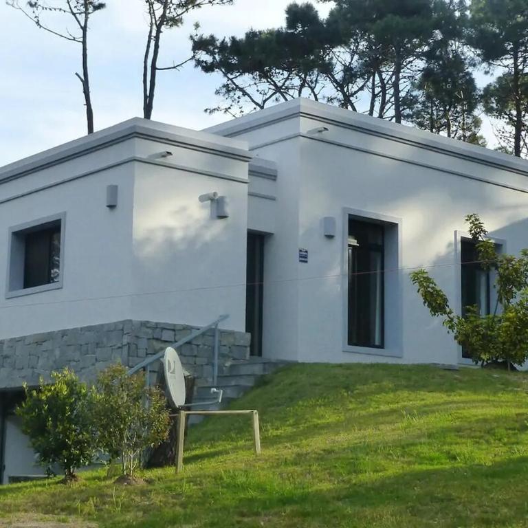 Barrio Cerrado Parada 30 IDEAL PARA 2 FAMILIAS con hijos - Casa de 5 dormitorios - 27