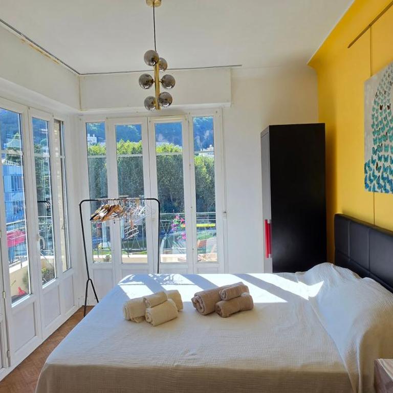 Elena Residence -- 3 Rooms--Balcony & Terrace - Appartement 2 Chambres - 10