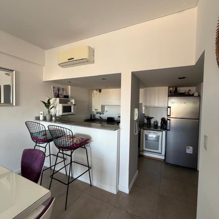 Departamento un dormitorio en Neuquén capital, zona centro - One-Bedroom Apartment - 7